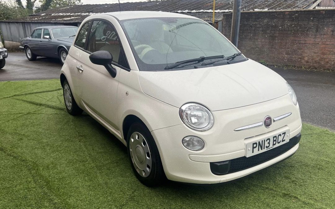 2013 FIAT 500 POP