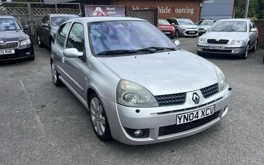 2004 RENAULT CLIO SPORT 182